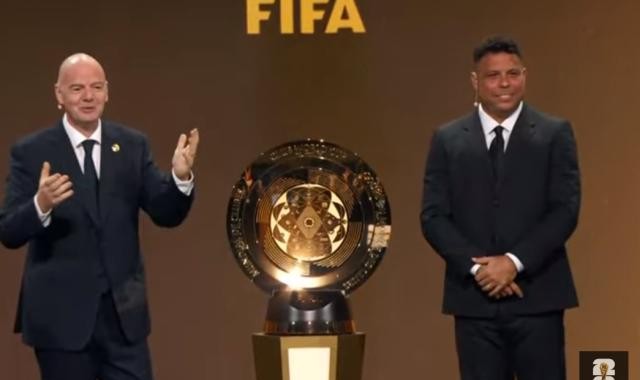 v体育-【世俱杯抽签】梅西进入“生命之组”，曼城尤文火并