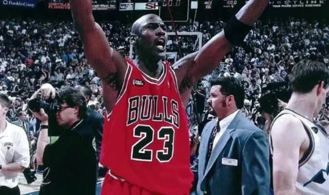 v站体育-杨毅：乔丹&amp;科比单论内心就非凡人 乔科姚詹库在中国影响力现象级