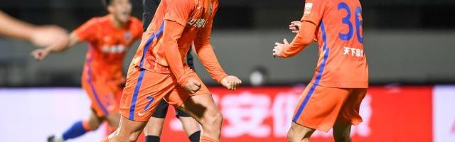 v体育-山东10分优势领跑 11年的等待!下轮取胜提前夺冠